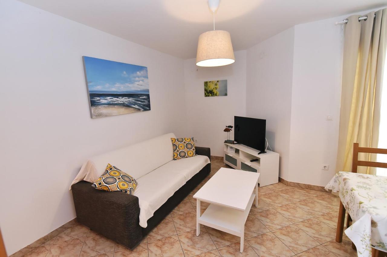 Apartments Luni II Baška Екстериор снимка