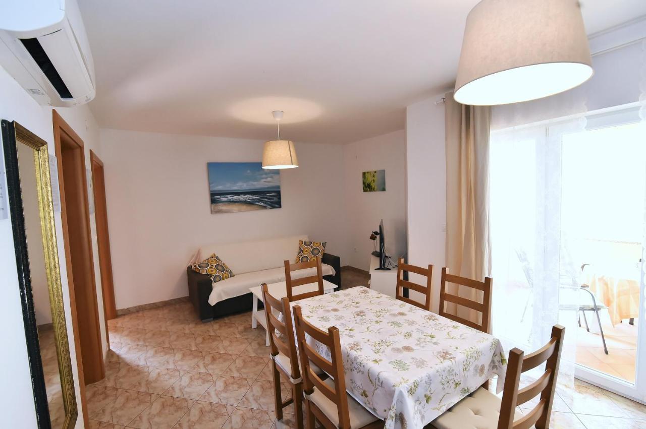 Apartments Luni II Baška Екстериор снимка