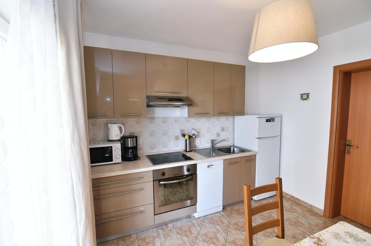 Apartments Luni II Baška Екстериор снимка